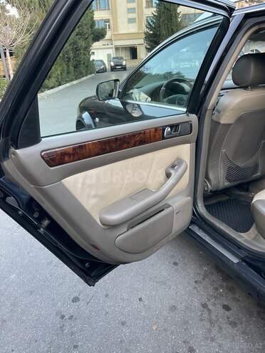 Audi A6 allroad 2002, 362,000 km - 2.5 l - Bakı