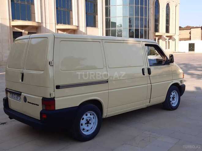 Volkswagen Transporter 1999, 29,600 km - 2.4 l - Bakı