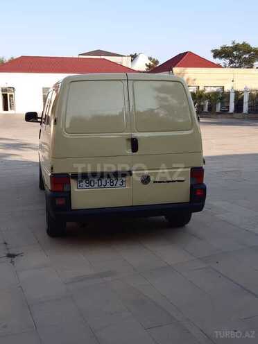 Volkswagen Transporter 1999, 29,600 km - 2.4 l - Bakı