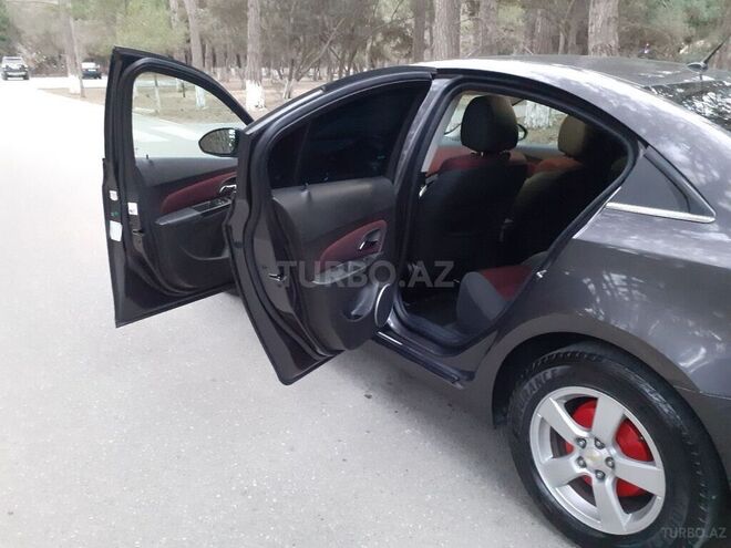 Chevrolet Cruze 2011, 213,762 km - 1.4 л - Sumqayıt