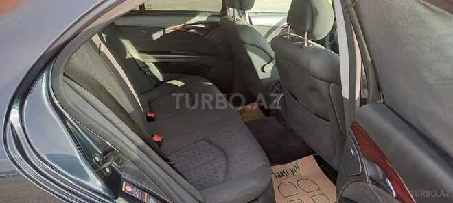 Mercedes E 240 2004, 242,000 km - 2.6 l - Bakı