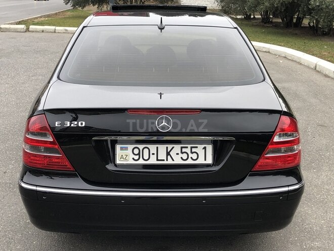 Mercedes E 320 2002, 234,000 km - 3.2 l - Bakı