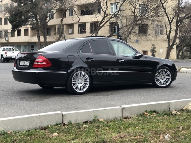 Mercedes E 320 2002, 234,000 km - 3.2 l - Bakı