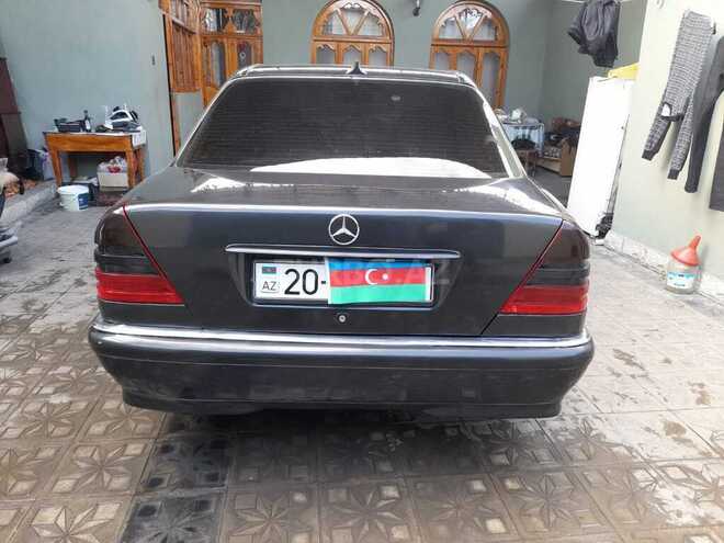 Mercedes C 180 1995, 38,000 km - 1.8 l - Gəncə
