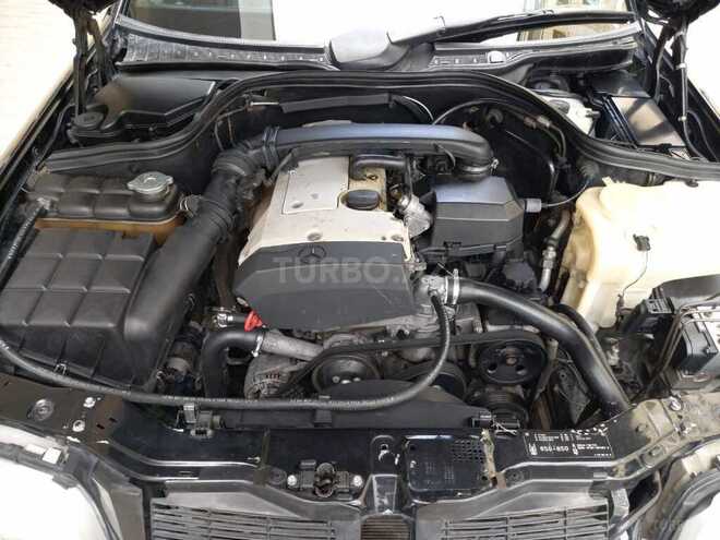 Mercedes C 200 1998, 238,437 km - 2.0 l - Naftalan