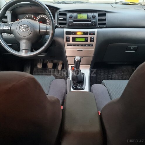 Toyota Corolla 2004, 232,500 km - 1.4 l - Bakı