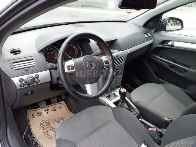 Opel Astra 2010, 182,000 km - 1.4 l - Bakı
