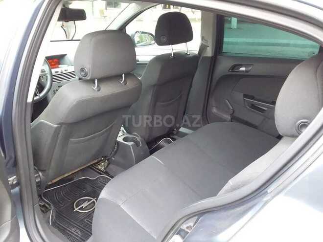 Opel Astra 2010, 182,000 km - 1.4 l - Bakı