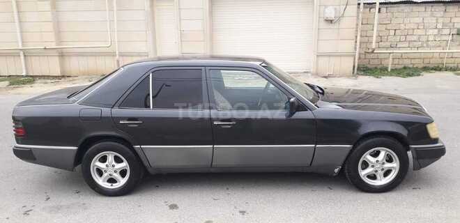 Mercedes E 230 1991, 290,000 km - 2.3 l - Bakı