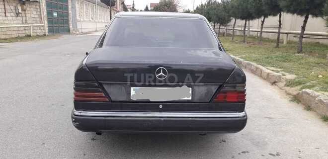 Mercedes E 230 1991, 290,000 km - 2.3 l - Bakı