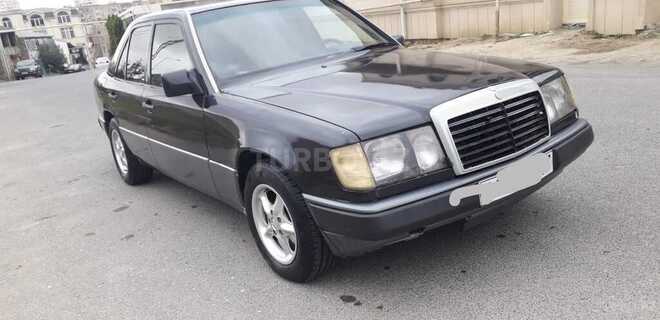 Mercedes E 230 1991, 290,000 km - 2.3 l - Bakı