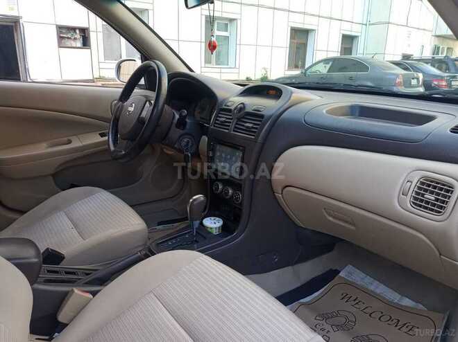 Nissan Sunny 2010, 176,000 km - 1.6 l - Bakı
