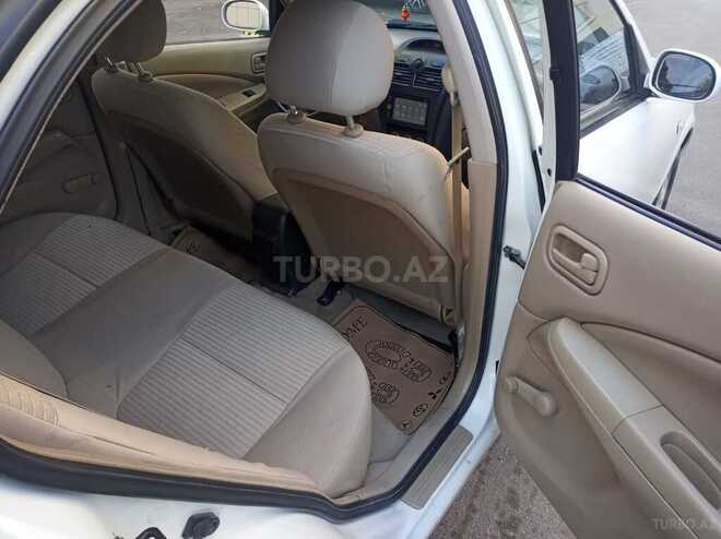 Nissan Sunny 2010, 176,000 km - 1.6 l - Bakı
