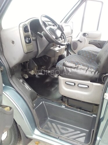 Ford Transit 2001, 256,000 km - 2.5 l - Qəbələ