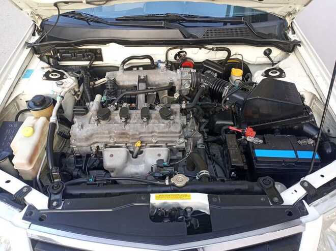 Nissan Sunny 2010, 176,000 km - 1.6 l - Bakı