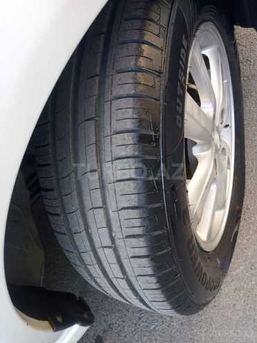 Nissan Sunny 2010, 176,000 km - 1.6 l - Bakı