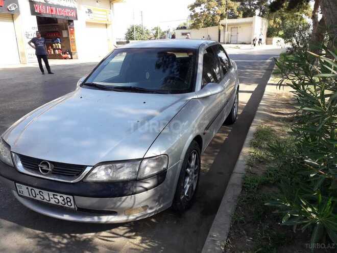 Opel Vectra 1997, 110,000 km - 2.0 l - Bakı
