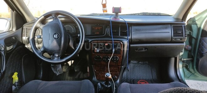 Opel Vectra 1999, 211,000 km - 1.6 л - Bakı