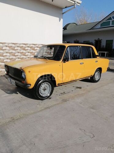 LADA (VAZ) 21011 1984, 224,000 km - 1.6 л - Saatlı
