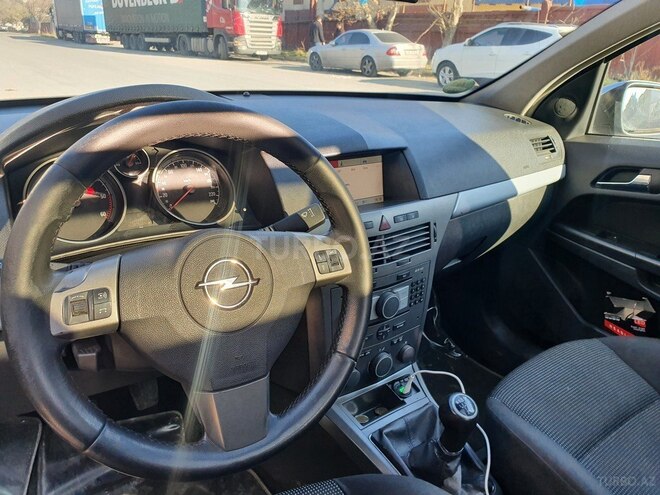 Opel Astra 2005, 257,000 km - 1.3 l - Bakı