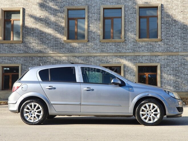 Opel Astra 2005, 257,000 km - 1.3 l - Bakı