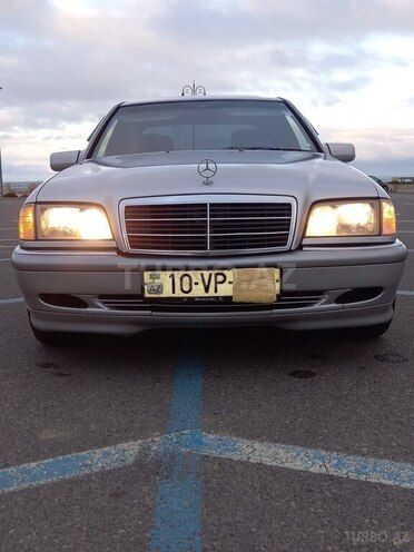 Mercedes C 220 1999, 350,000 km - 2.2 l - Sumqayıt
