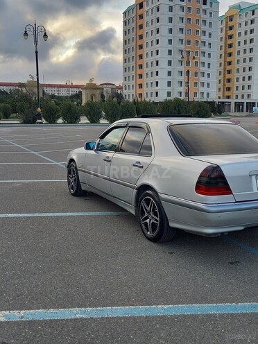 Mercedes C 220 1999, 350,000 km - 2.2 l - Sumqayıt