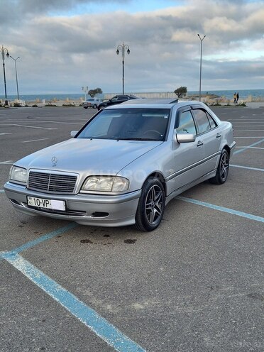 Mercedes C 220 1999, 350,000 km - 2.2 l - Sumqayıt