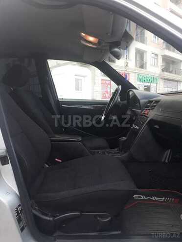 Mercedes C 220 1999, 268,442 km - 2.2 l - Sumqayıt