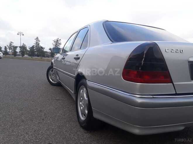 Mercedes C 220 1999, 268,442 km - 2.2 l - Sumqayıt