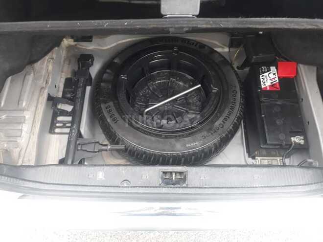 Mercedes C 220 1999, 268,442 km - 2.2 l - Sumqayıt