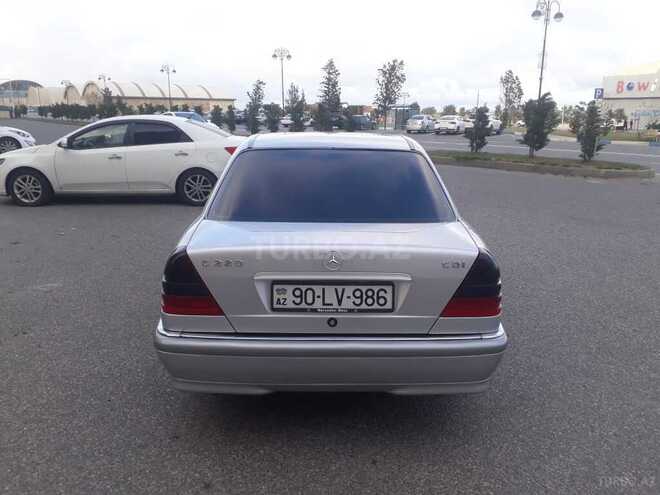 Mercedes C 220 1999, 268,442 km - 2.2 l - Sumqayıt
