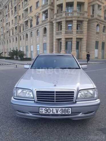 Mercedes C 220 1999, 268,442 km - 2.2 l - Sumqayıt