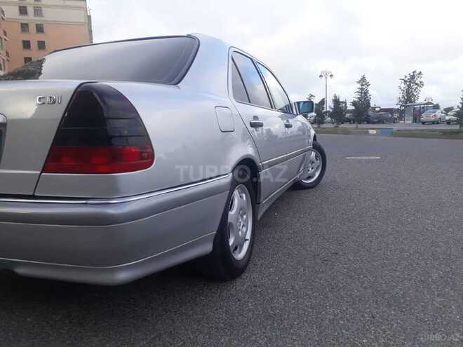 Mercedes C 220 1999, 268,442 km - 2.2 l - Sumqayıt