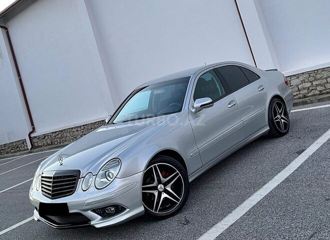 Mercedes E 240 2005, 254,124 km - 2.6 л - Bakı