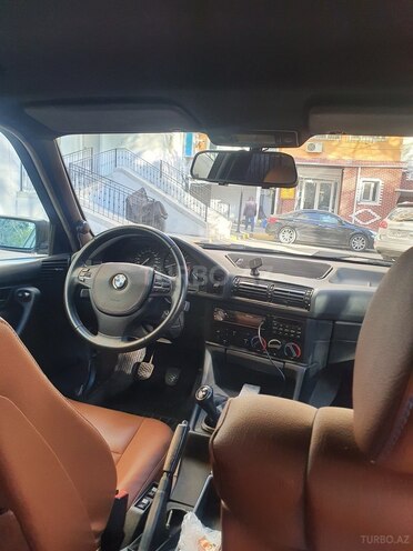 BMW 520 1991, 375,000 km - 2.0 l - Bakı
