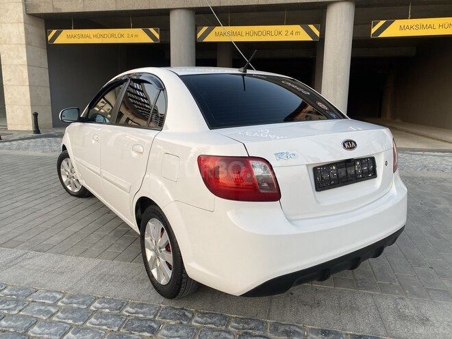 Kia Rio 2011, 186,000 km - 1.4 l - Bakı