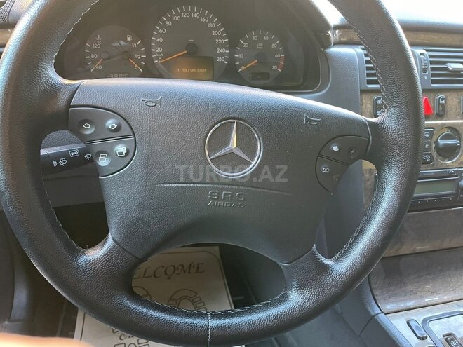 Mercedes E 240 2000, 299,000 km - 2.4 л - Bakı