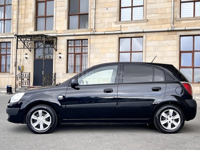 Kia Rio 2005, 180,000 km - 1.5 l - Bakı