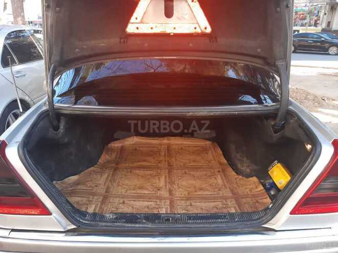 Mercedes C 250 1995, 624,759 km - 2.5 l - Bakı