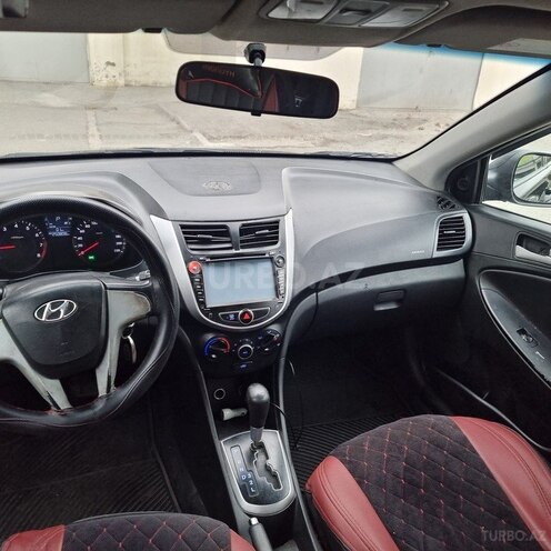 Hyundai Accent 2012, 250,000 km - 1.4 л - Bakı