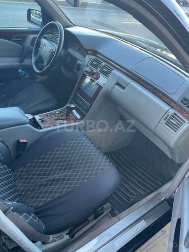 Mercedes E 240 1999, 310,000 km - 2.4 l - Bakı