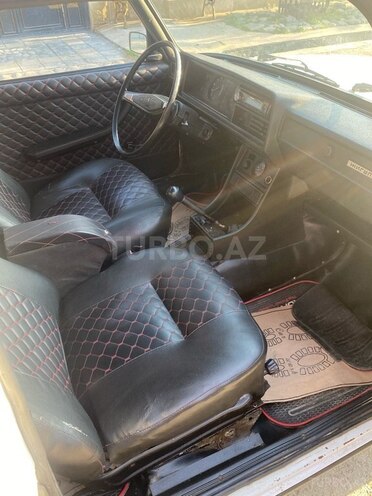 LADA (VAZ) 2105 1995, 100,000 km - 1.5 l - Yevlax