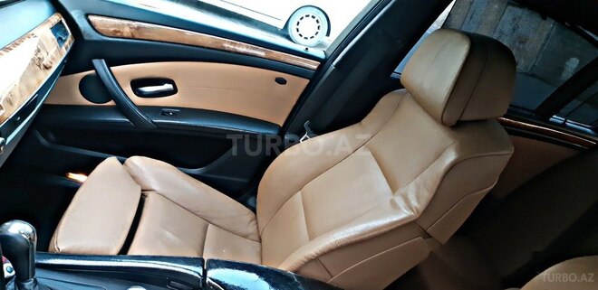 BMW 525 2004, 244,600 km - 2.5 l - Bakı