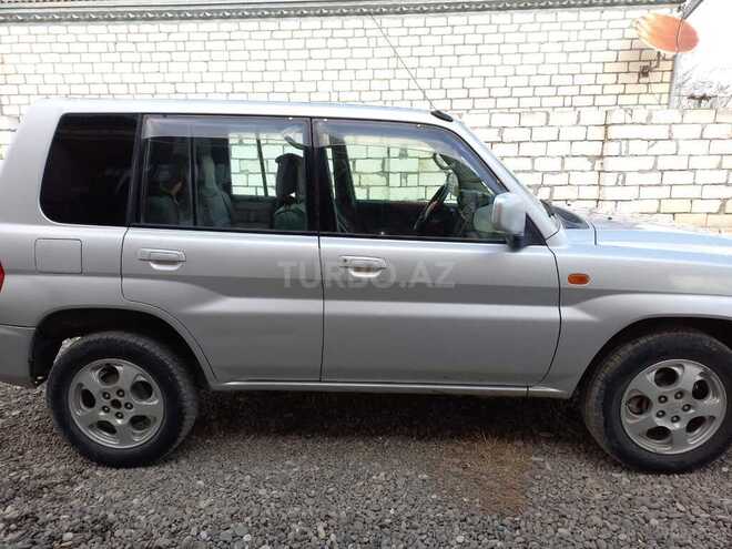 Mitsubishi Pajero io 2000, 30,000 km - 1.8 л - Qazax