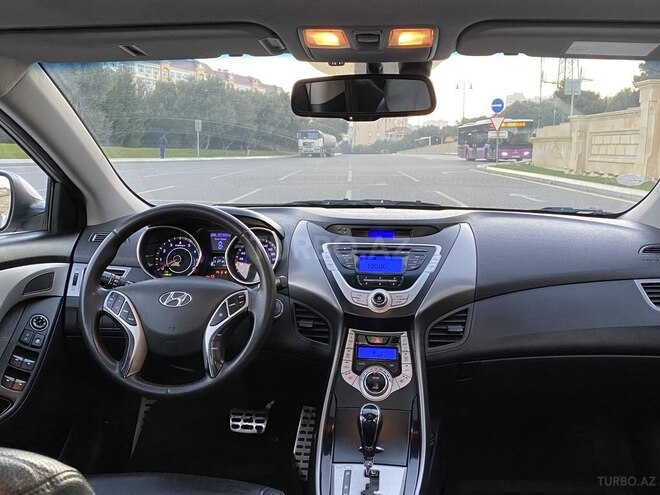 Hyundai Elantra 2011, 182,000 km - 1.8 л - Bakı