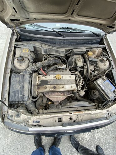 Opel Astra 1997, 215,000 km - 1.8 l - Sumqayıt