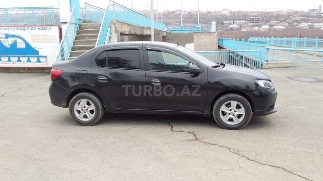 Renault Logan 2013, 356,800 km - 1.6 l - Quba