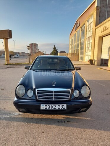 Mercedes E 230 1995, 495,000 km - 2.3 l - Bakı