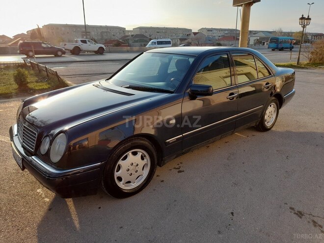 Mercedes E 230 1995, 495,000 km - 2.3 l - Bakı